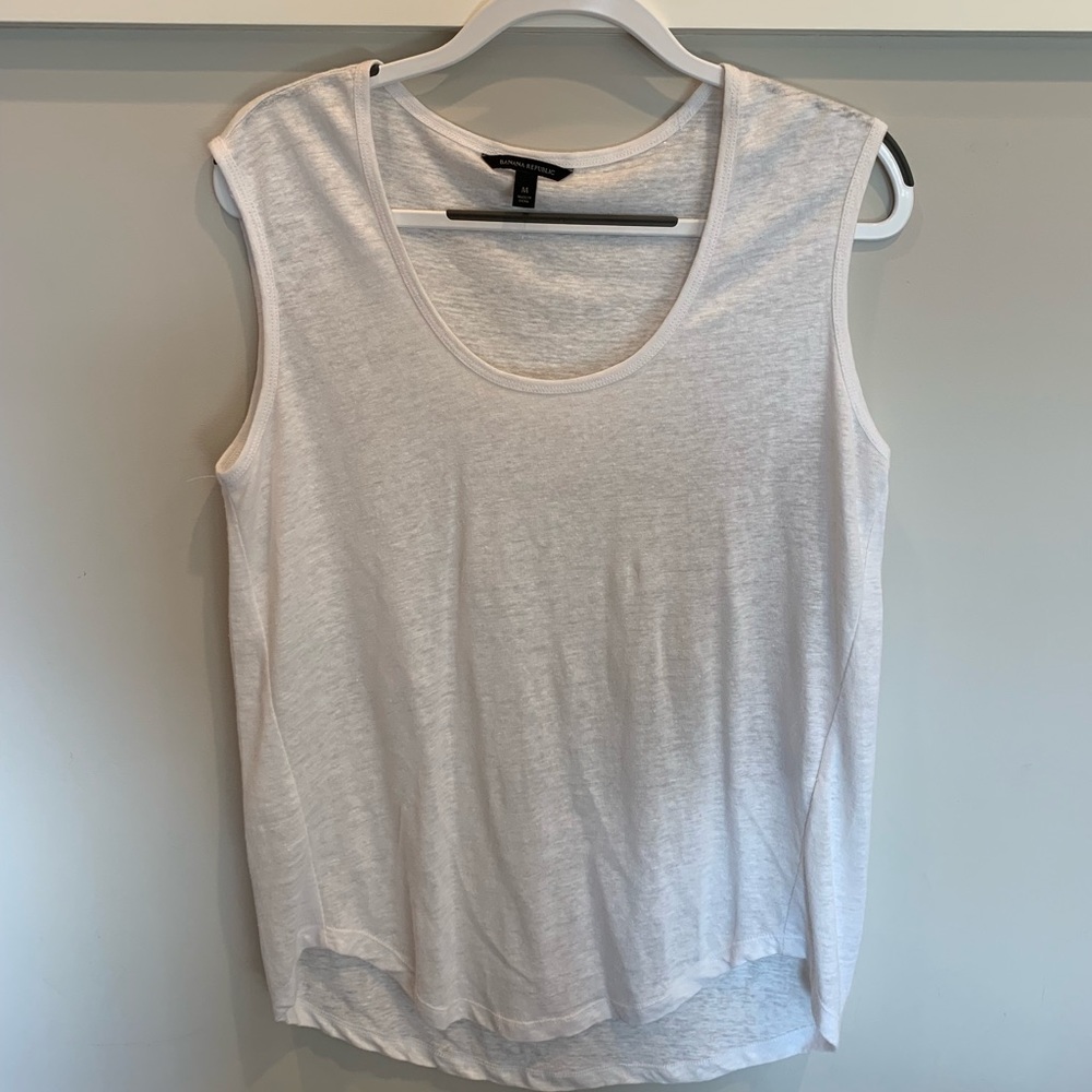 Banana republic. Loose-airy white tank.